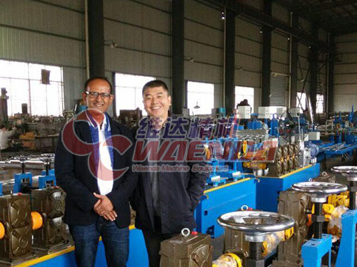 國外客戶考察合影11