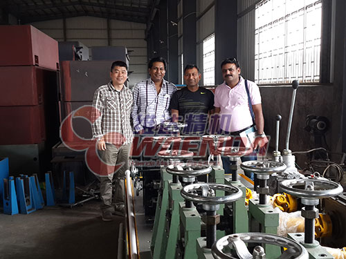 國外客戶考察合影8