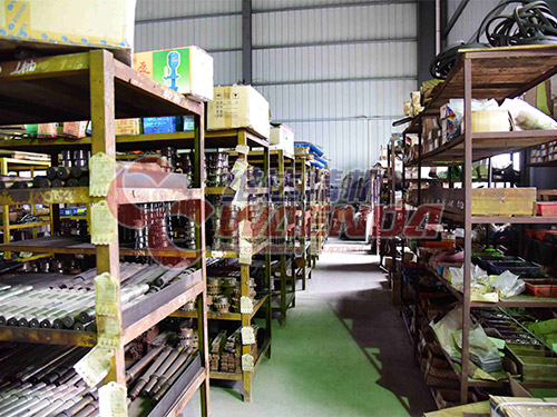 郴州市維達(dá)金屬設(shè)備廠,郴州汽車(chē)排氣管焊管機(jī),郴州飲用水焊管機(jī),不銹鋼裝飾管制管機(jī)哪里的好